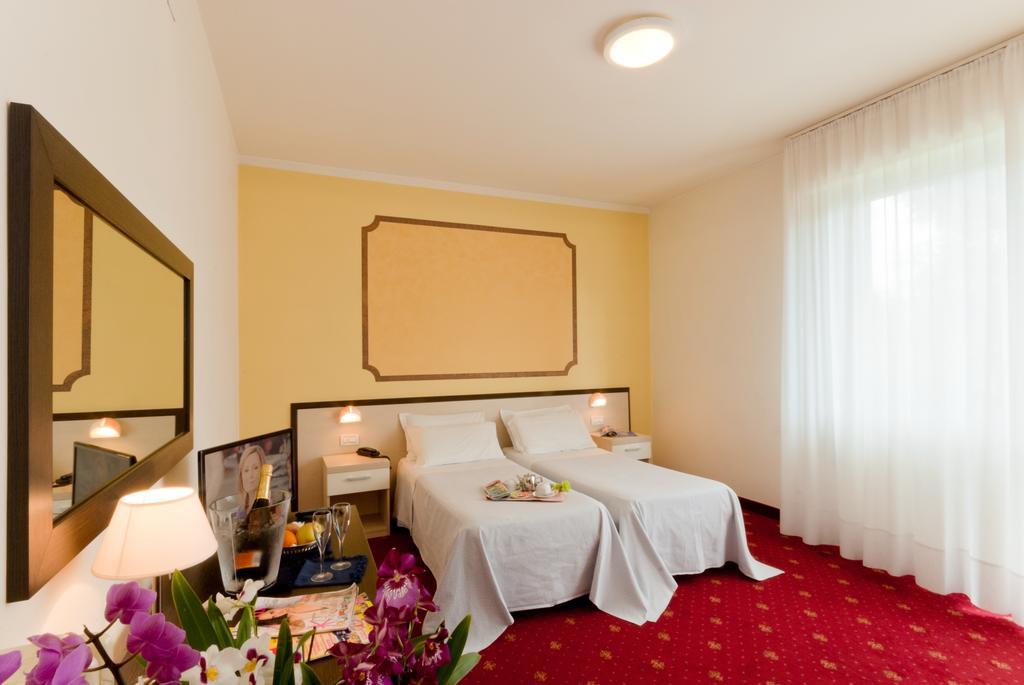 Hotel Columbia Terme 3*
